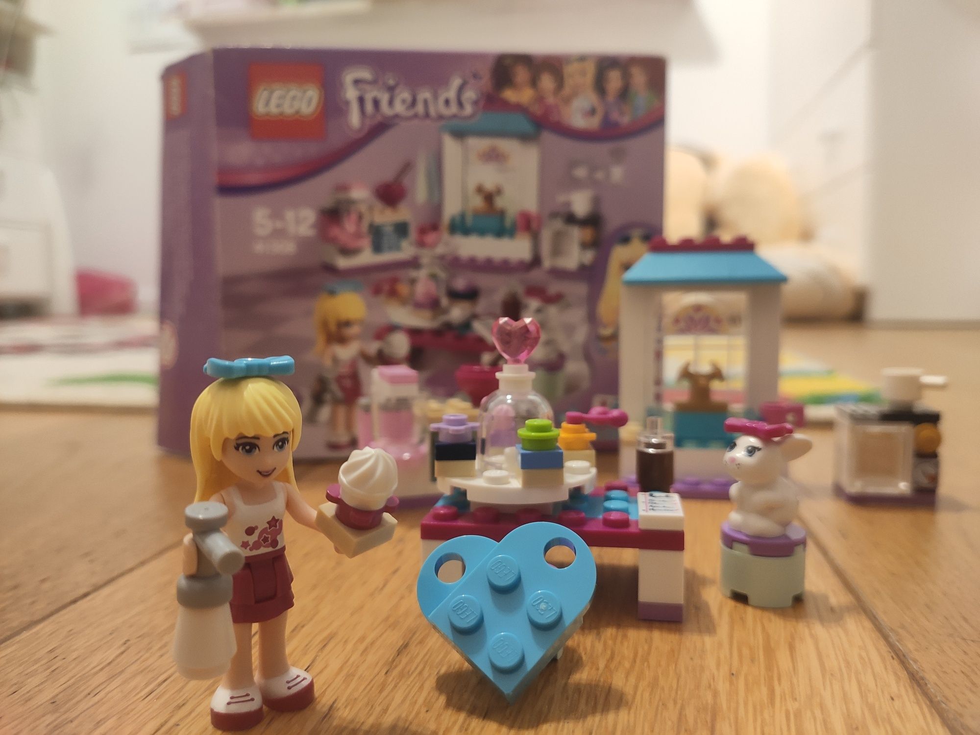 Klocki LEGO Friends Ciastka przyjaźni Stephanie 41308