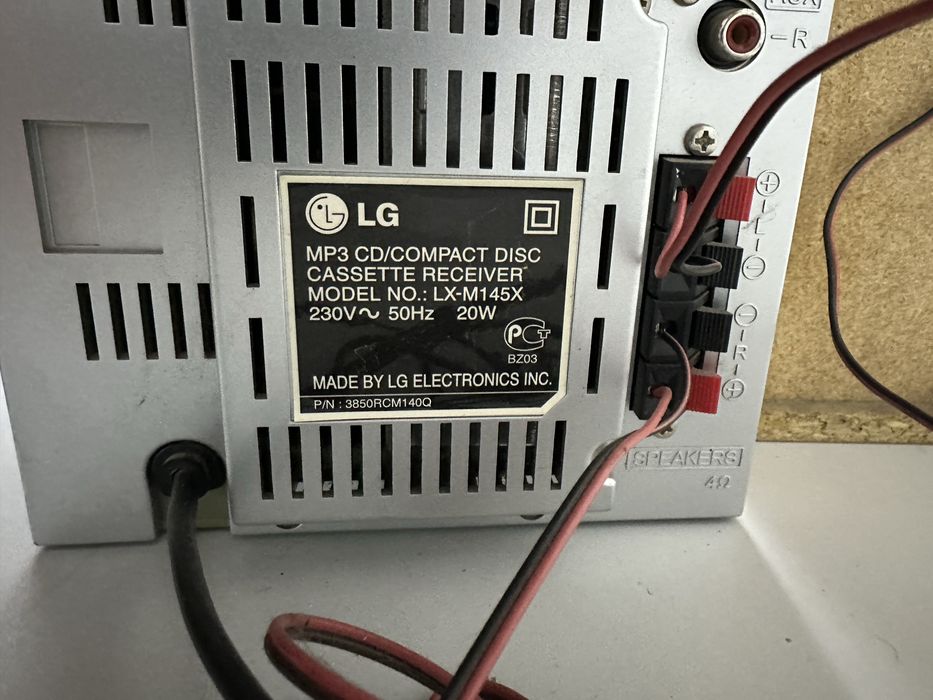 Музыкальная мини-система LG