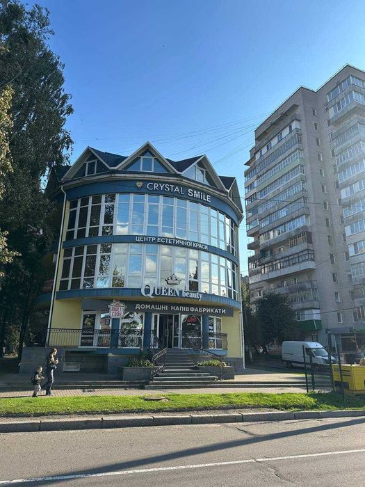 ЮВІЛЕЙНИЙ 100м2 Здам приміщення в ГУСТОЗАСЕЛЕНОМУ районі з Парковкою