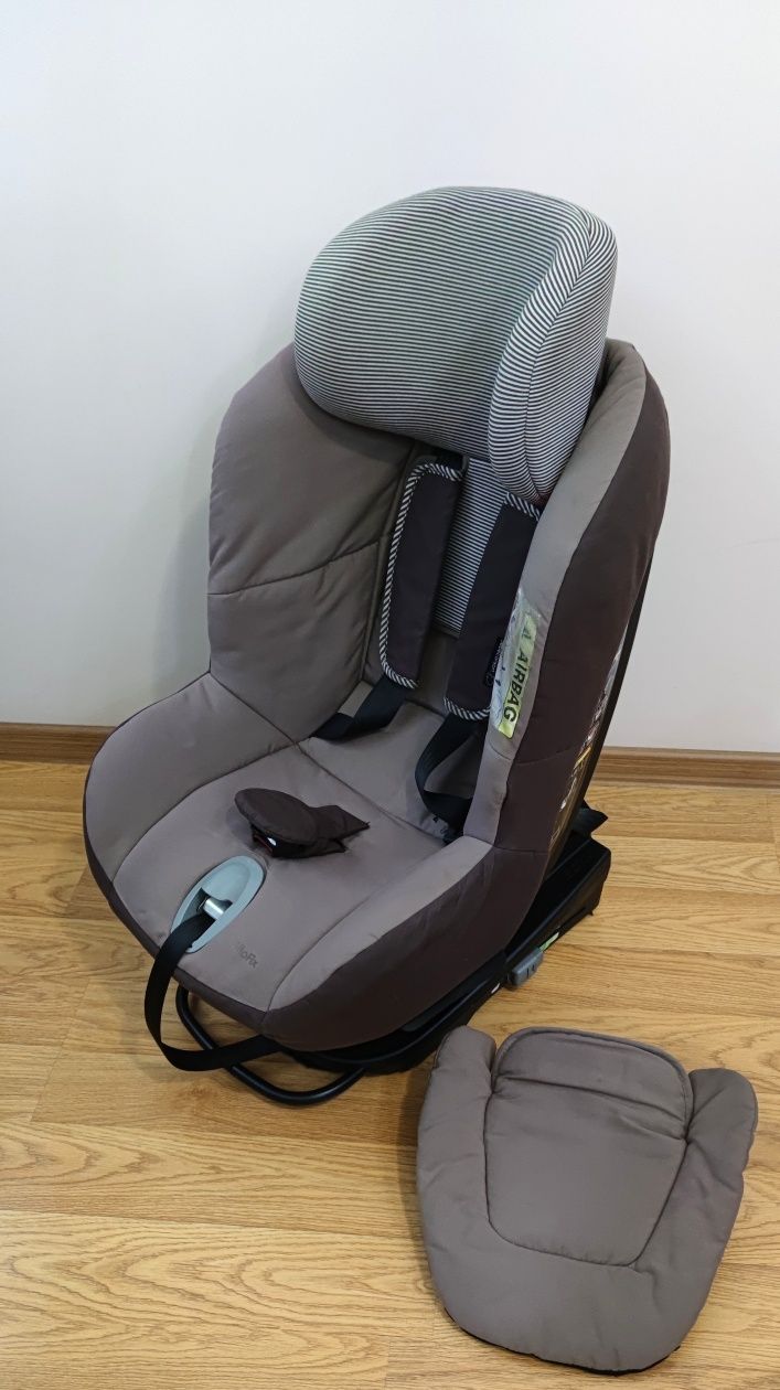 ISOFIX, Maxi-Cosi MILOFIX, 9-18 кг