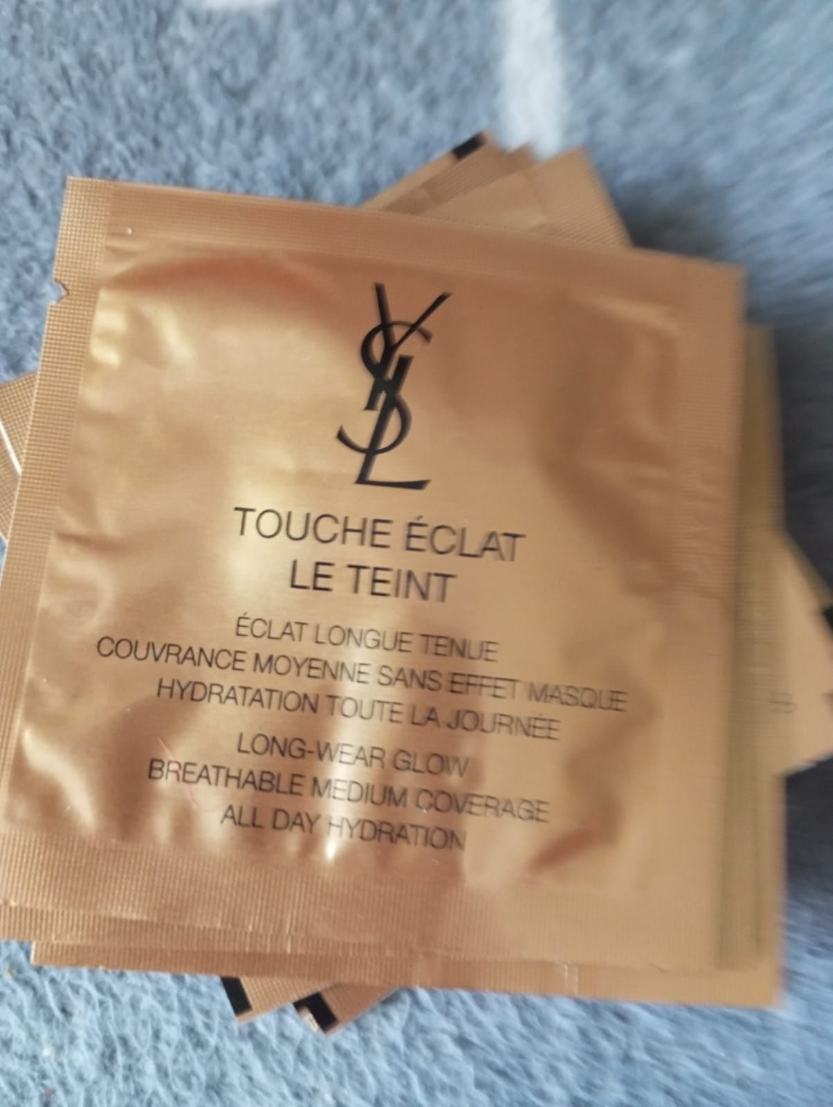 YVES SAINT LAURENT Touche Éclat Le Teint