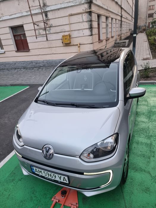 VW E-Up електричний