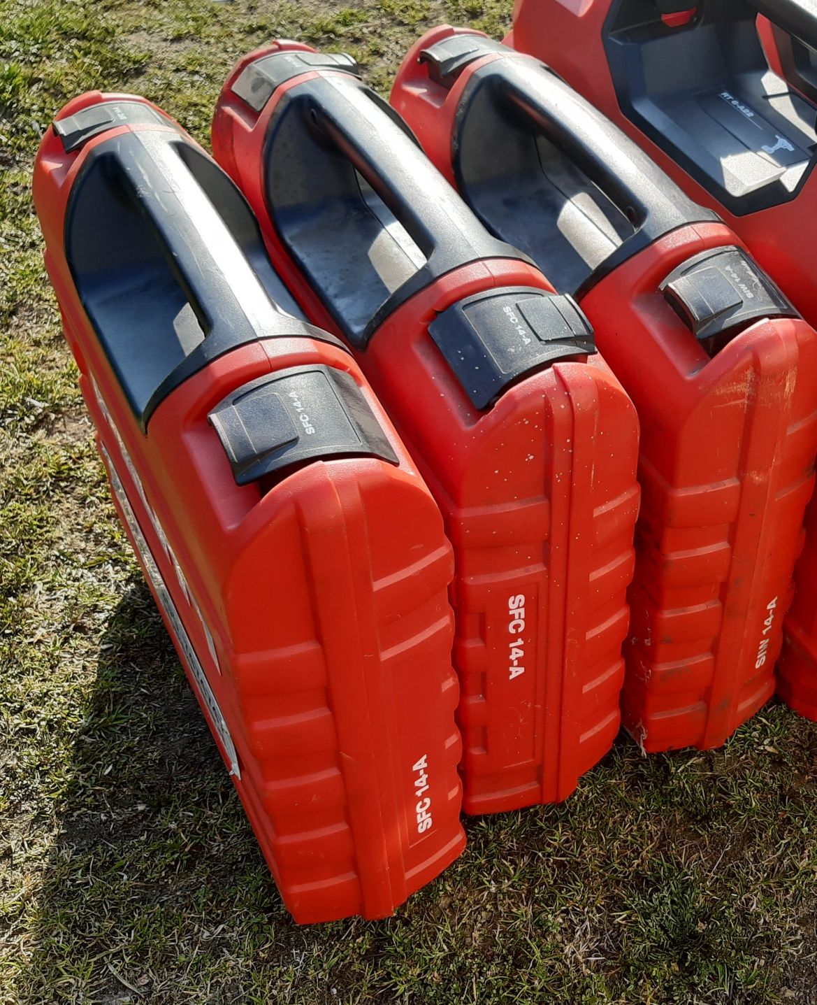 Walizka HILTI oryginalna /Kufer / po wkrętarkach