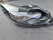 Lampa Przednia Prawa Ford Fokus mk3