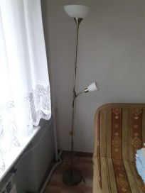 Lampa stojąca do pokoju