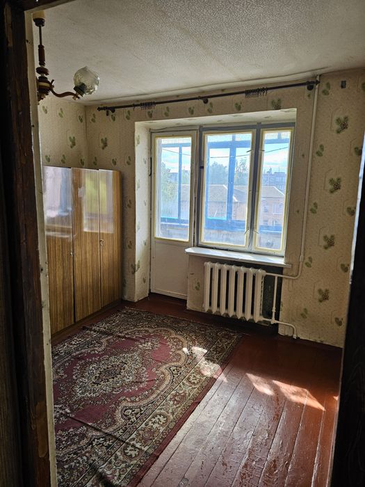 Продам не большую квартиру,гостинку