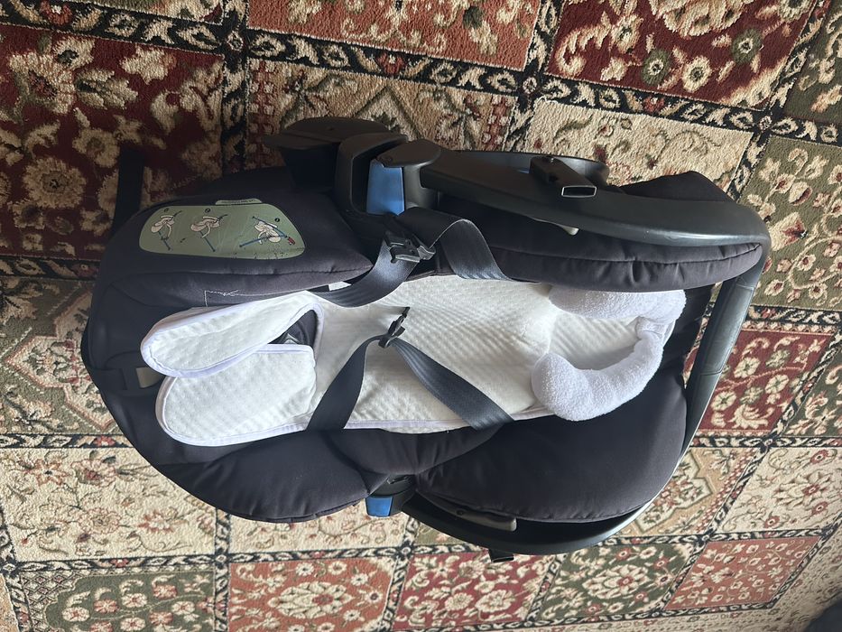 Автокресло люлька с 0+ Stokke