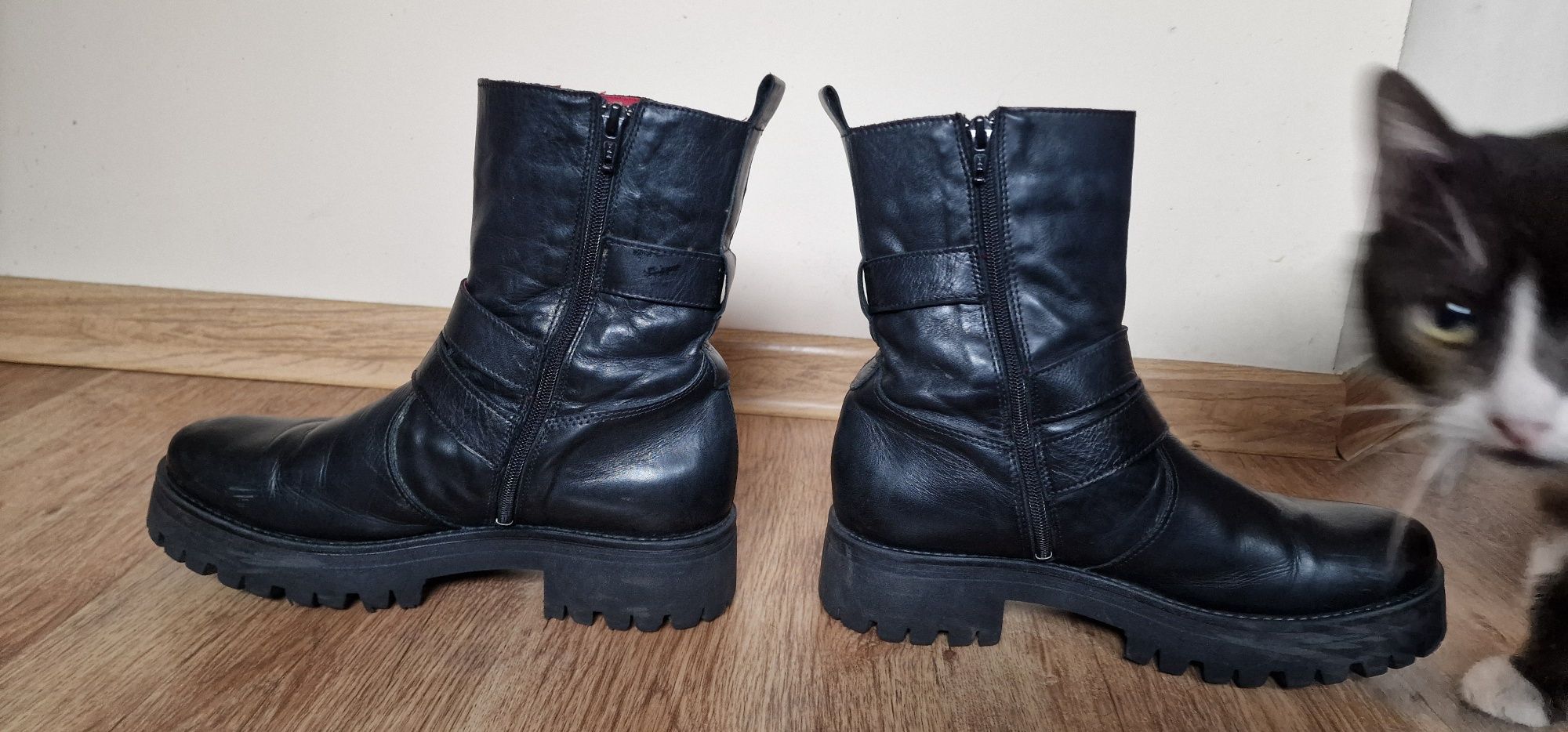 Buffalo rozmiar 40 botki skórzane buty