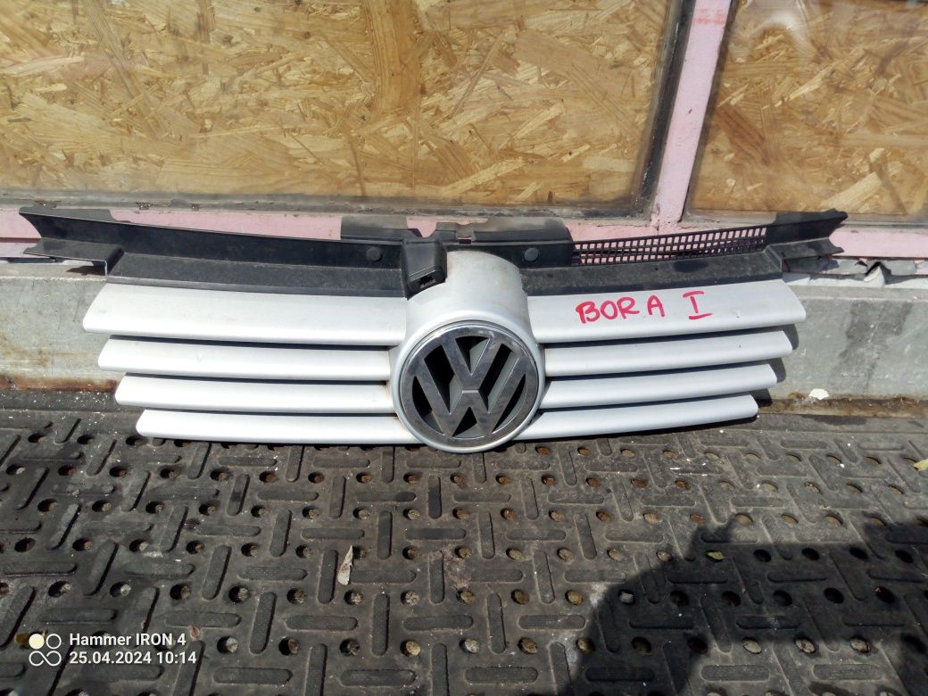 Grill atrapa VW Bora 1