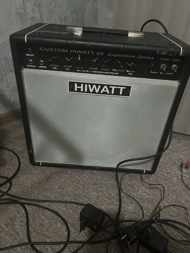 Ламповый комбоусилитель Hiwatt