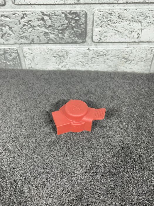 Кришка плюсової клеми BMW F10 Код:843