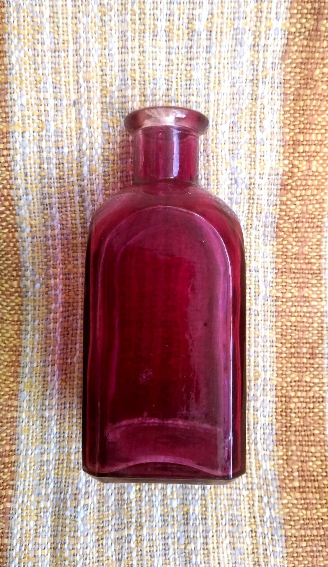 Вінтажна пляшка антикварний флакон