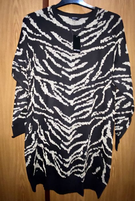 Vestidos (ler descrição)