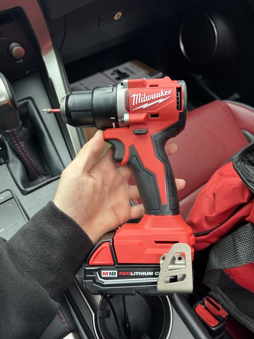 Шуруповерт ОРИГІНАЛ USA Milwaukee M18 Brushless