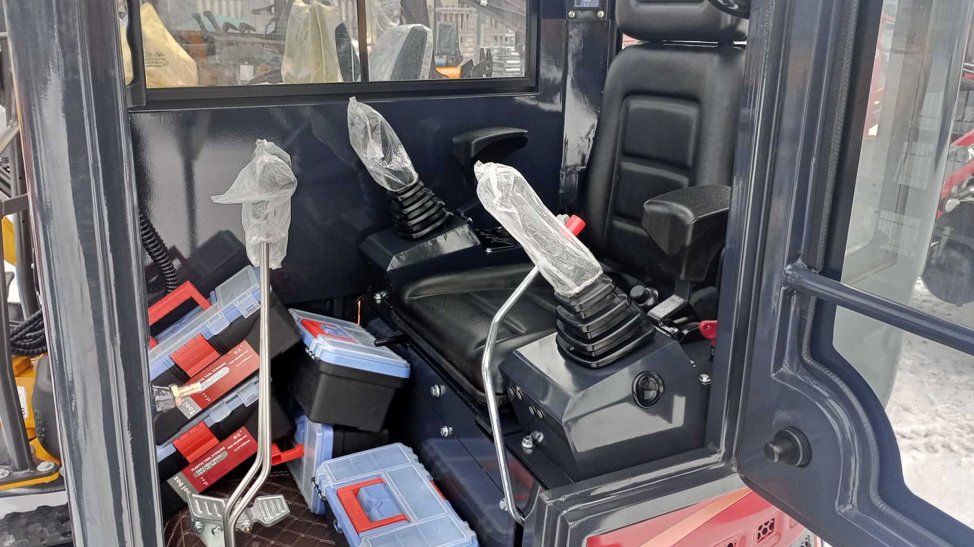 Minikoparka
YAMA S15 K