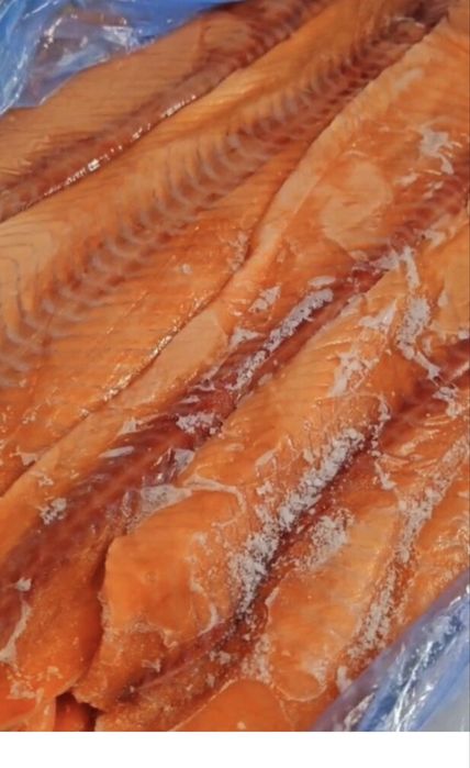 Продам слайси лосося