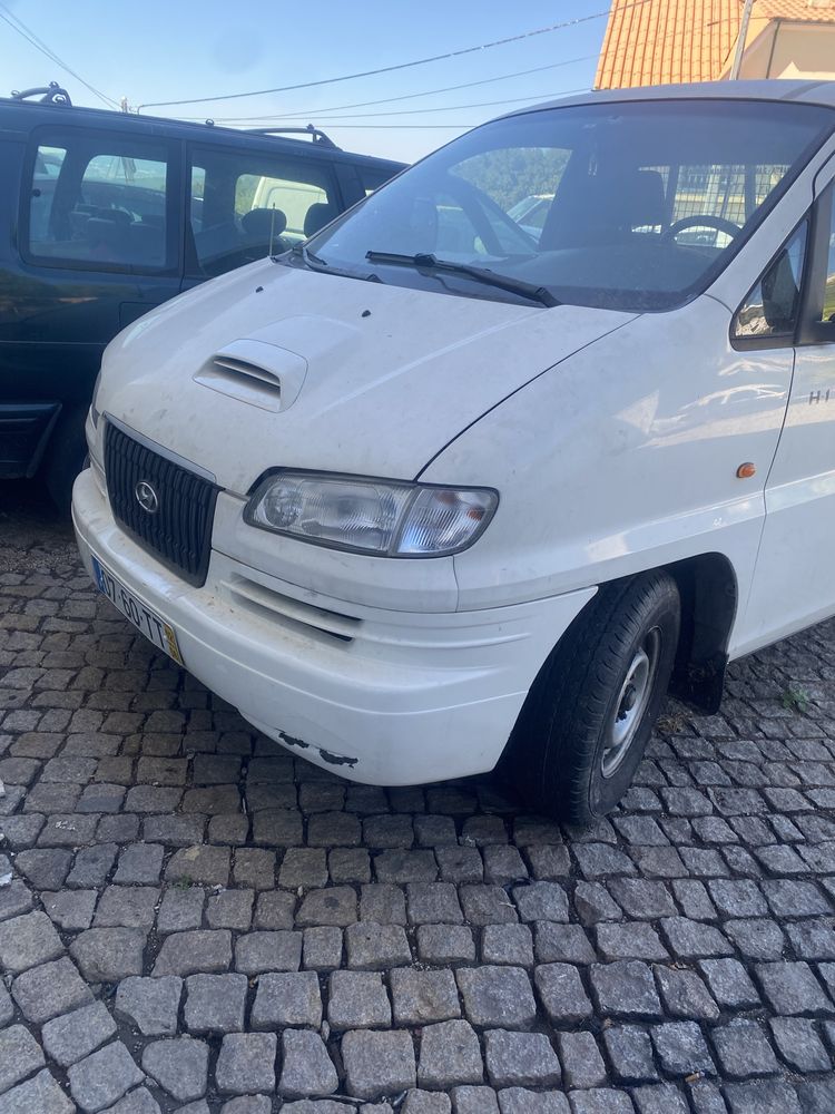 Vendo hunday h1 2.5td