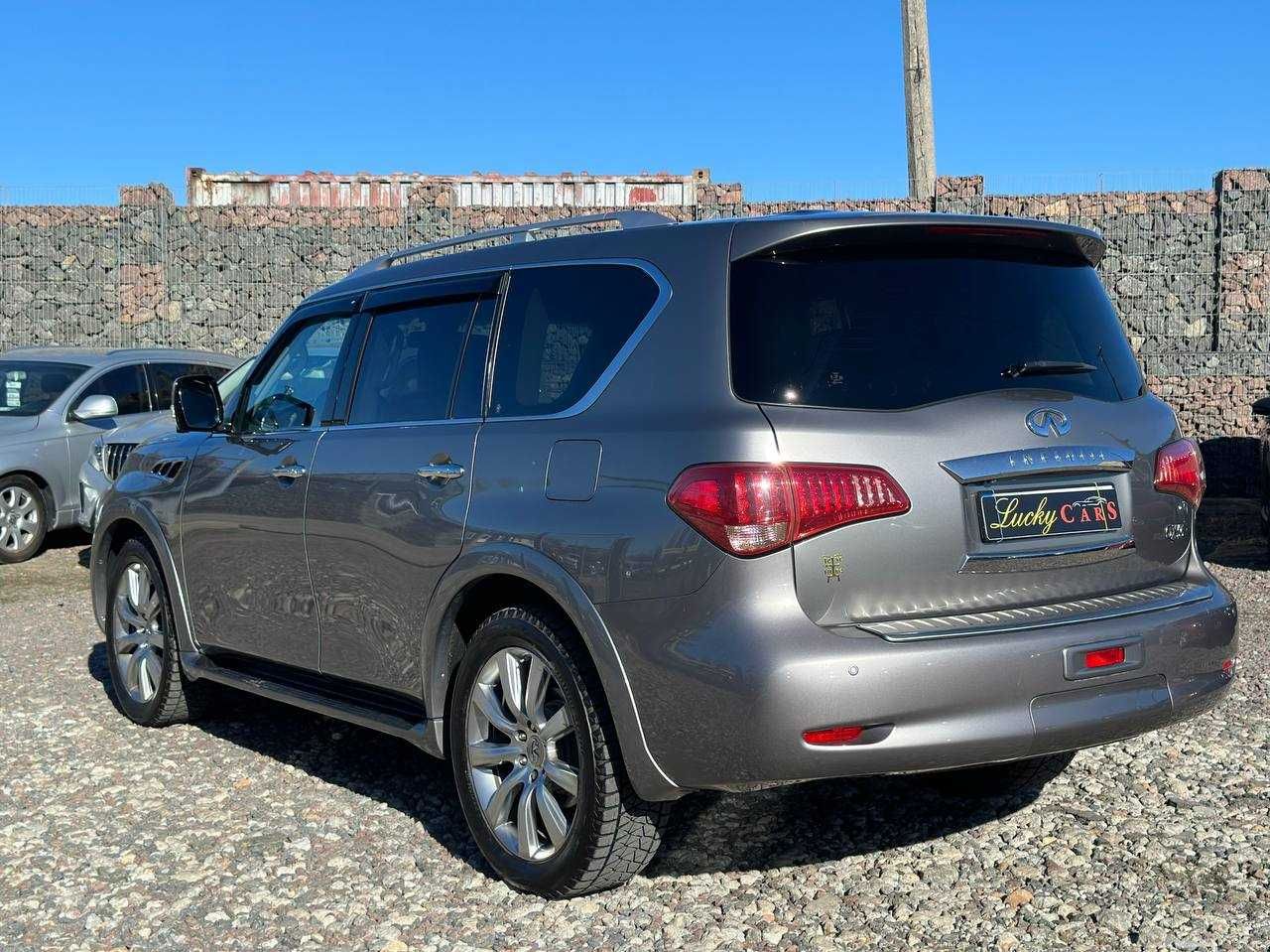 Авто Infiniti QX56 2011