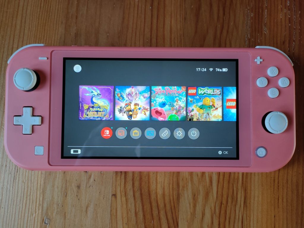 Nintendo switch Lite coral