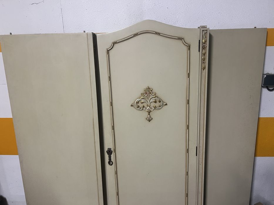 Armario guarda fatos branco lacado antigo