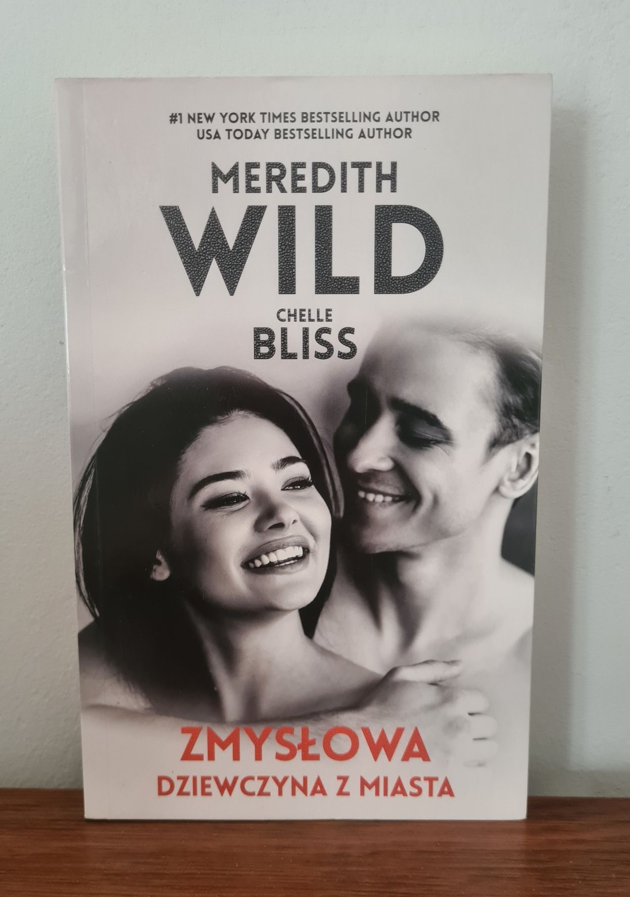Zmysłowa dziewczyna z miasta - Chelle Bliss, Meredith Wild