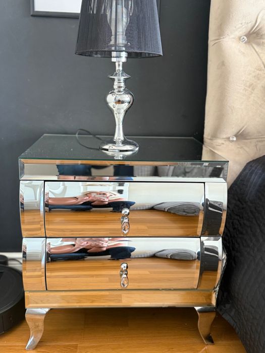 Szafka/ stolik nocny lustrzany w stylu GLAMOUR