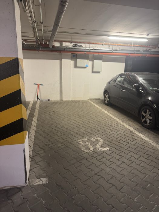Miejsce postojowe w hali garazowej do wynajecia