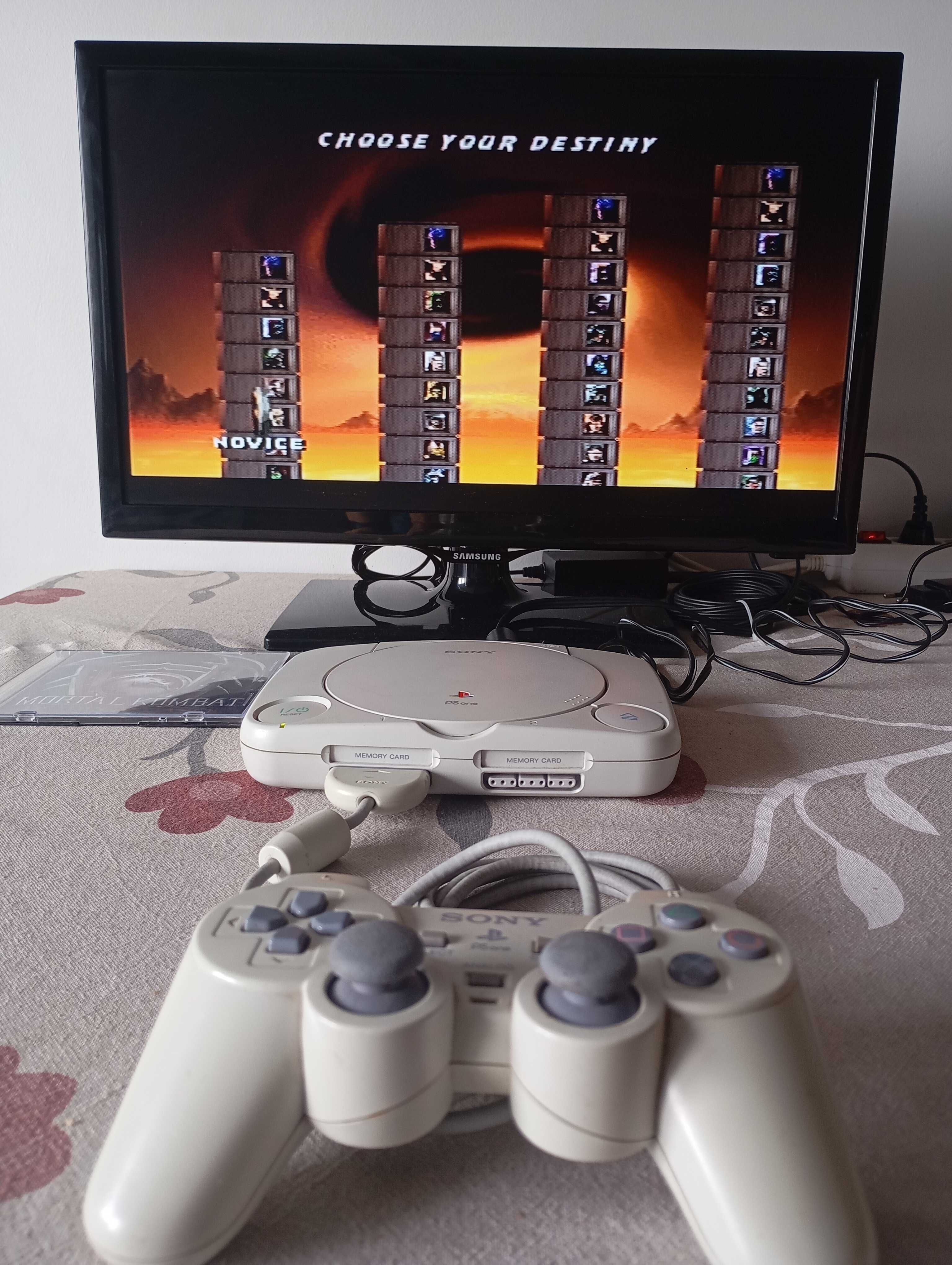 Ps One com mortal kombat