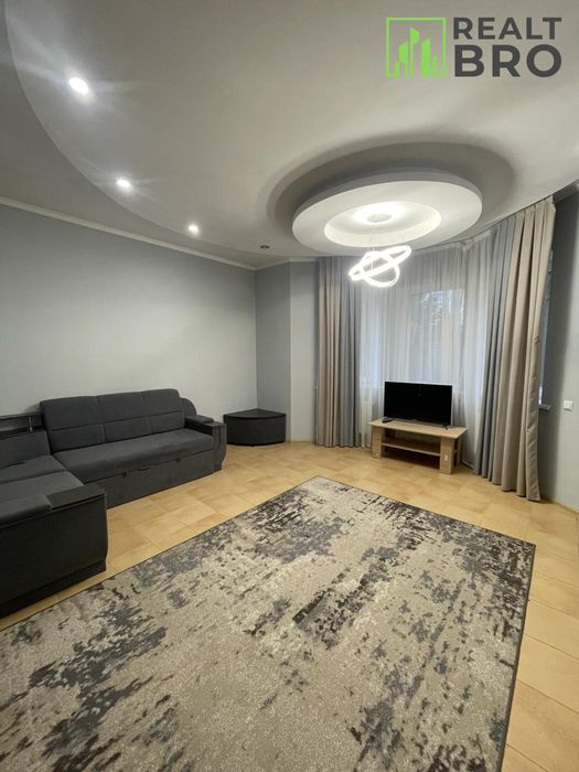 Здається комфортний будинок в чудовому місці