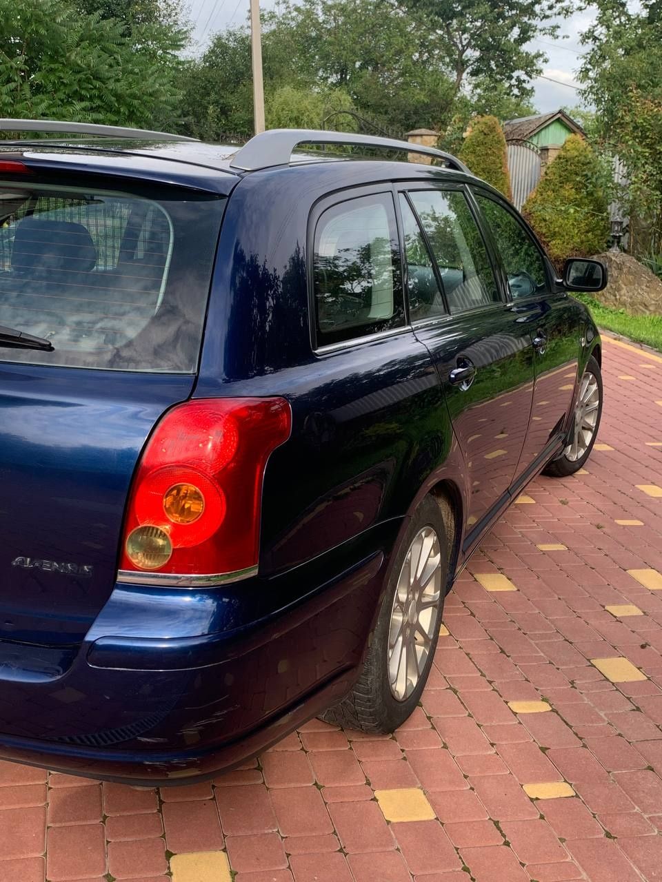 Toyota avensis ( 2005 )