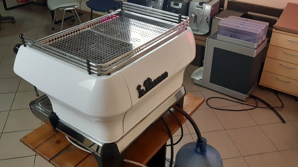 Профессиональная кофемашина La Marzocco GB 5, fb80,2 поста 2 gr группы