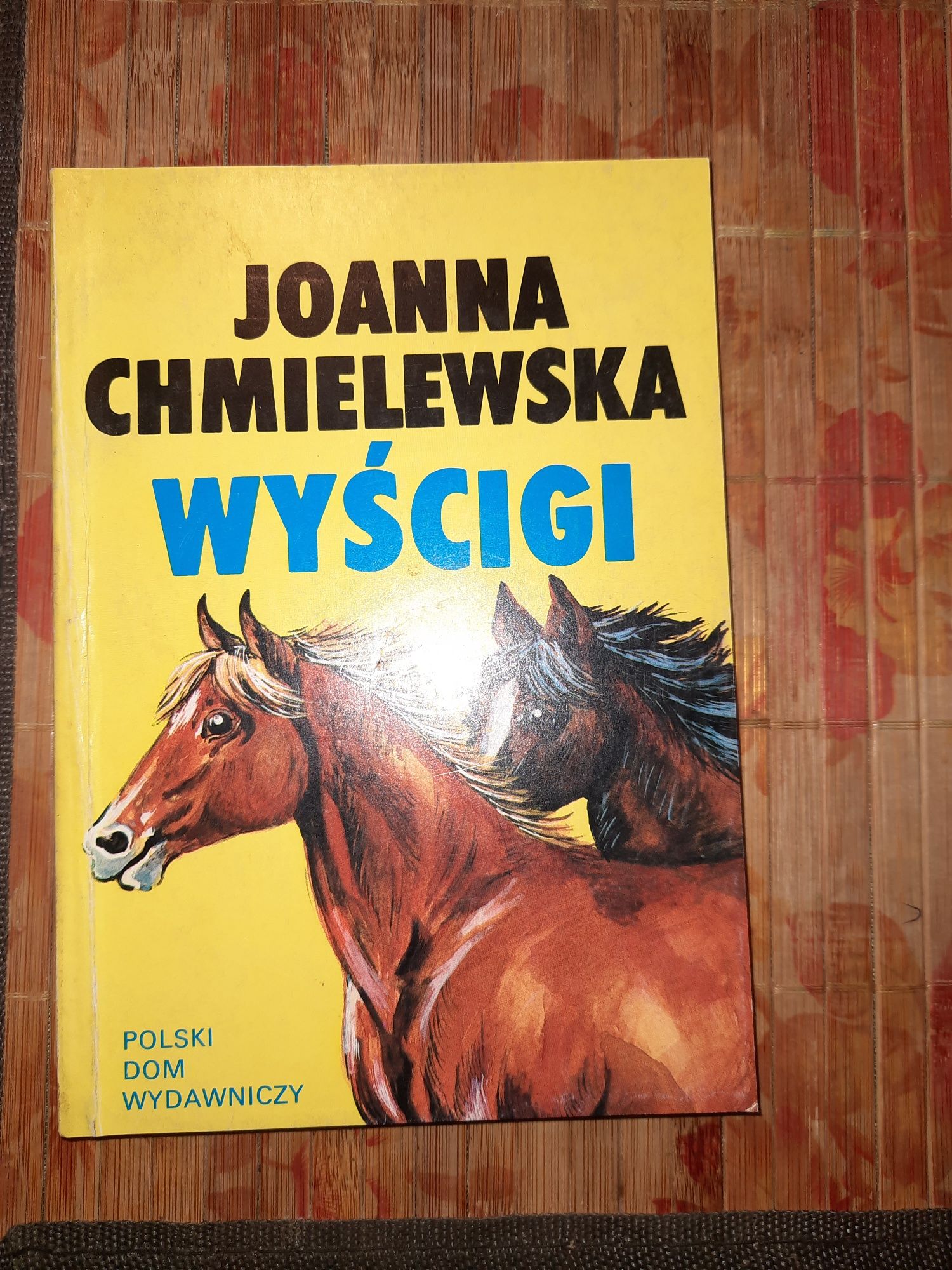 Joanna Chmielewska "Wyścigi"