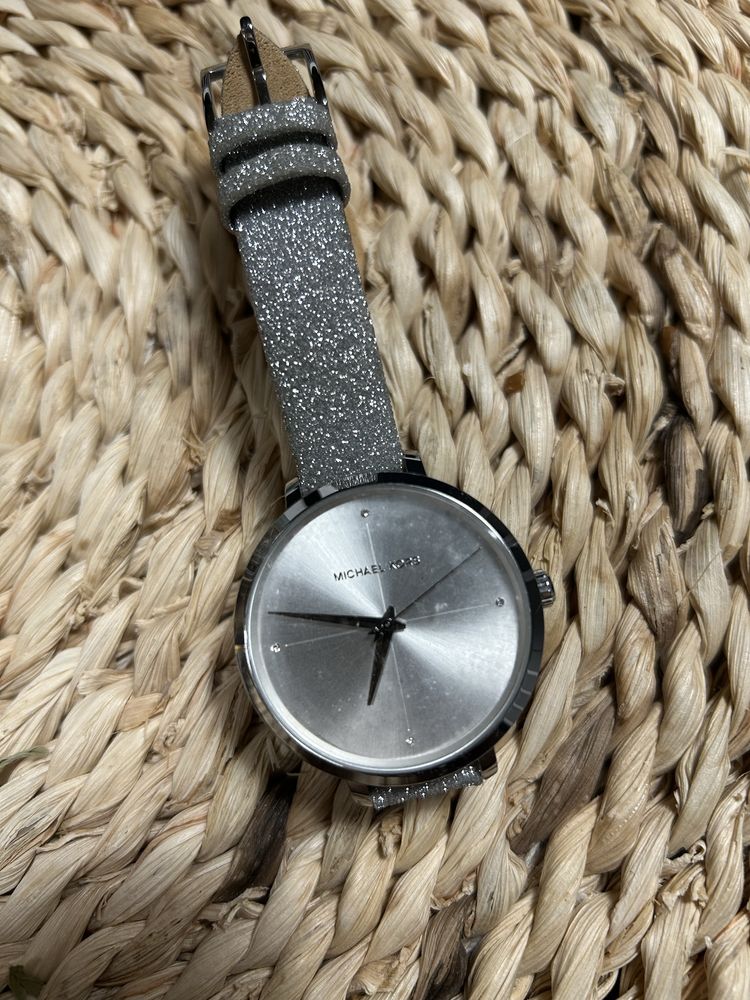 Zegarek michael kors brokatowy srebrny