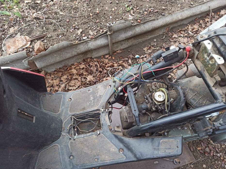 Продам скутер Вайпер Nova 150 куб