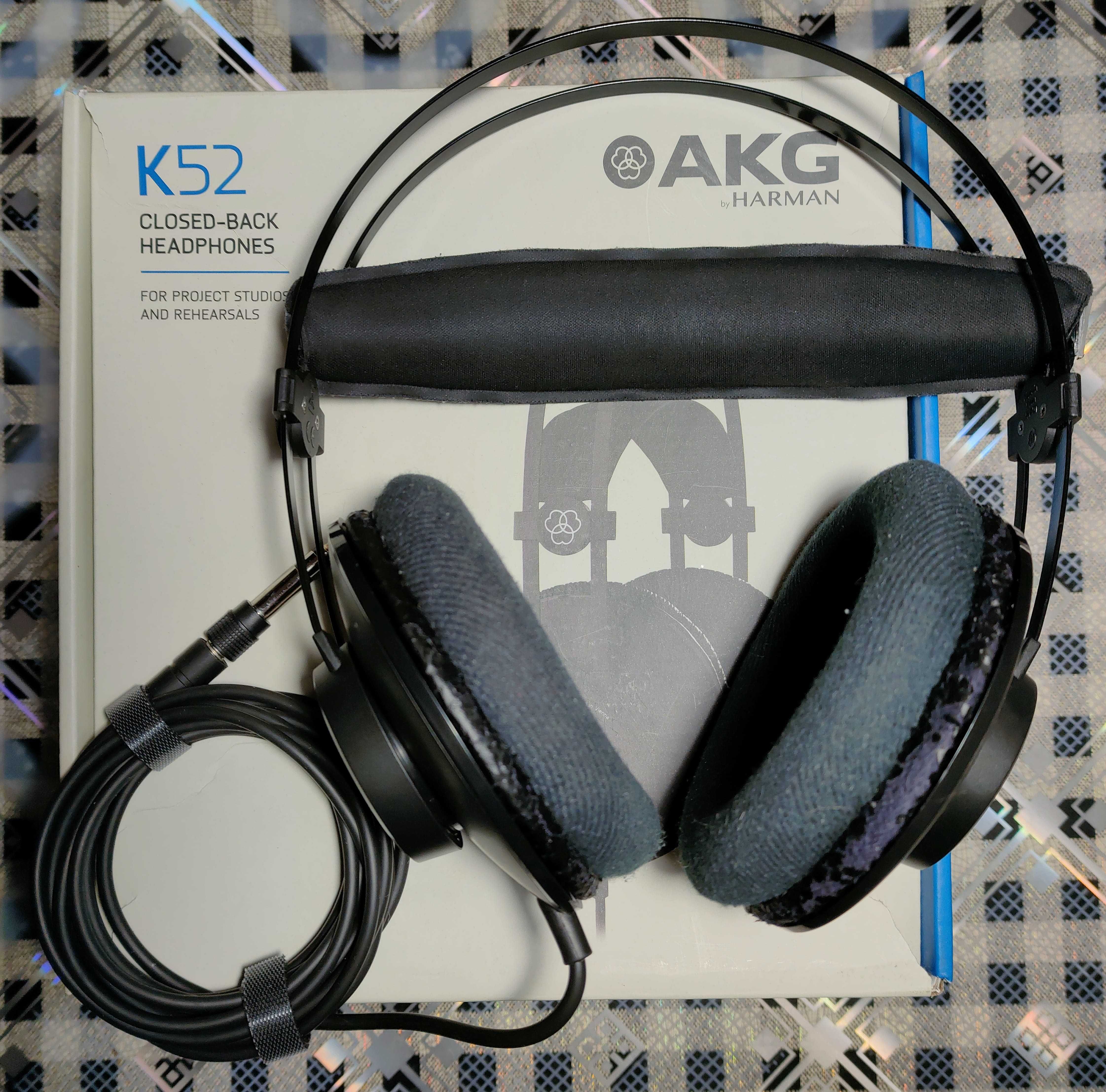 Навушники AKG K52