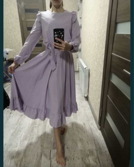 Платье миди новое, S