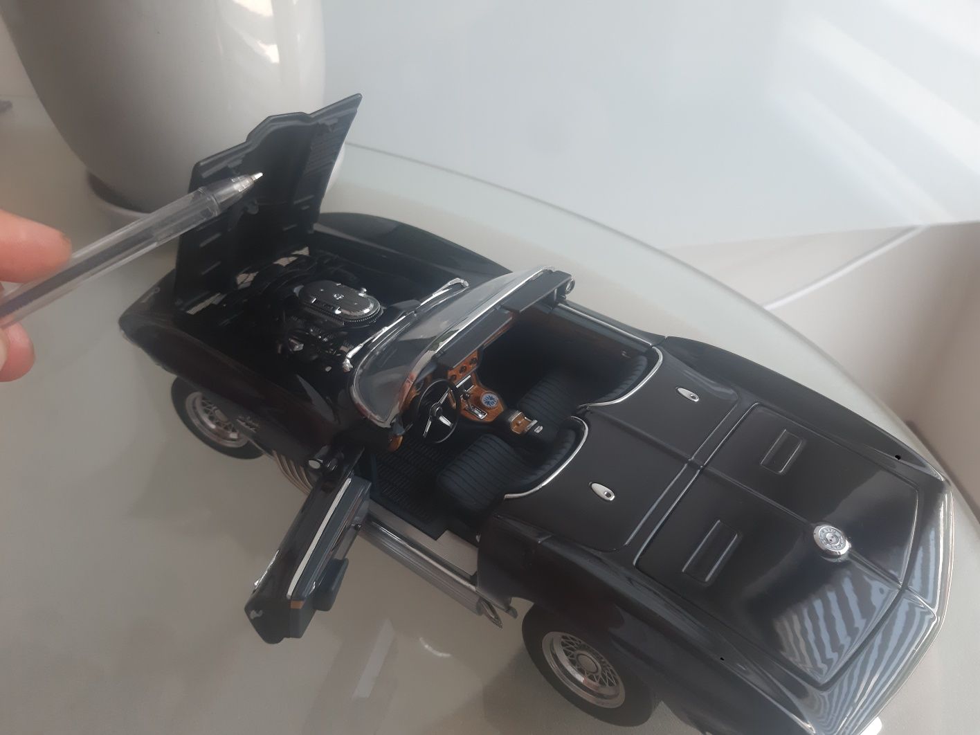 1:18 Chevrolet Corvette Mako Shark AutoArt Auto Art