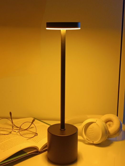 Candeeiro de Mesa Led