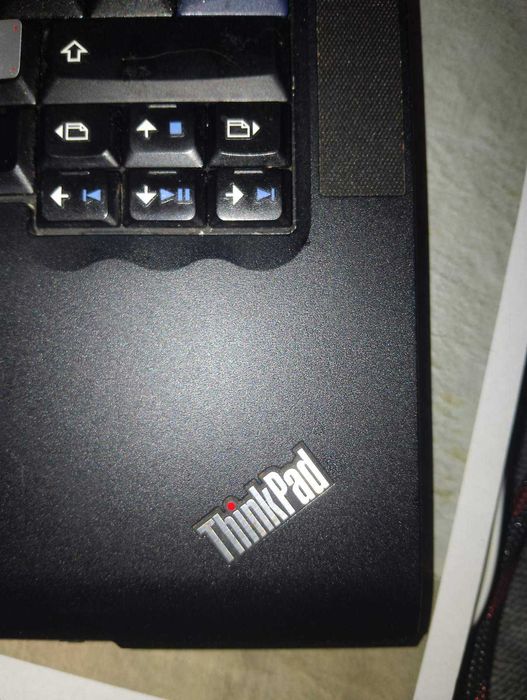 Ноутбук Lenovo T410 Intel(R) Core(TM) i5 CPU M 520 SSD 64Gb