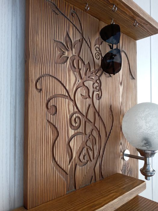 Ключница из дерева ручная работа.