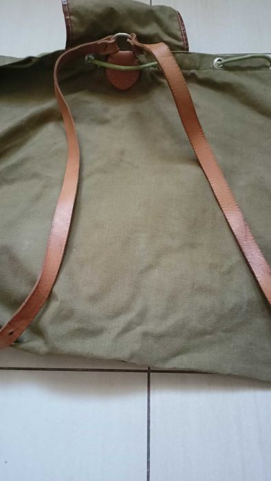 Stary plecak wzorowany na Hitlerjugend