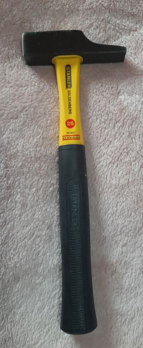 2 martelos Stanley Goldenberg NOVOS