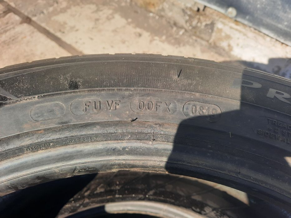 Продам ризину пару 225-50 Р-18 літо Мішелін  Германія