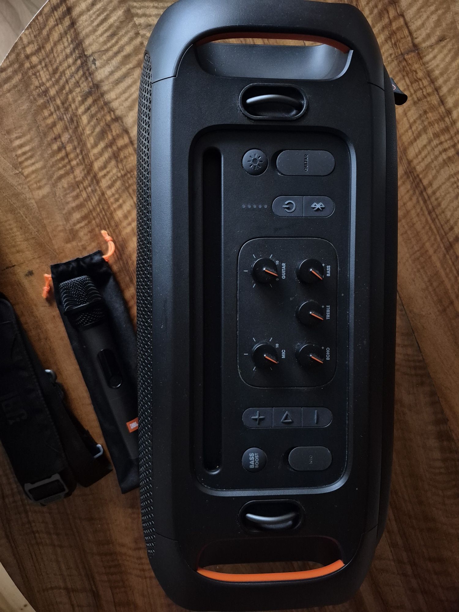 Jbl partybox on the go