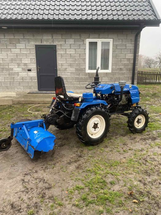 Продам тракторець