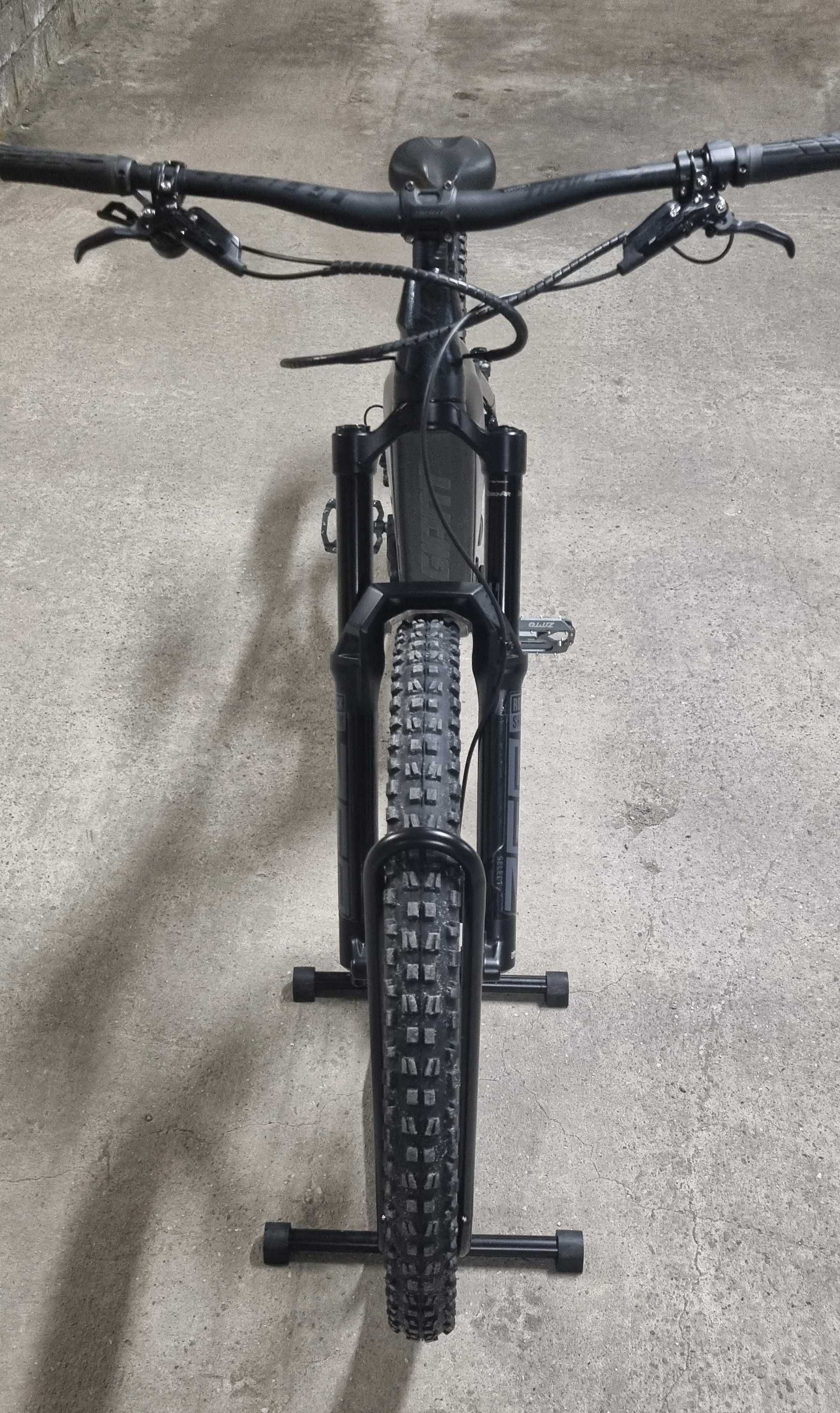 Giant Reign E 2 PRO 2022 roz L