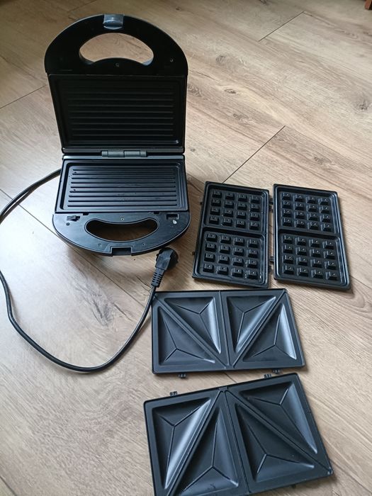 Вафельниця бутербродниця