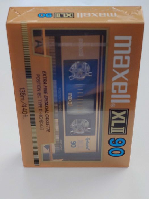 Maxell XLII 90 model na rok 1984 rynek Amerykański