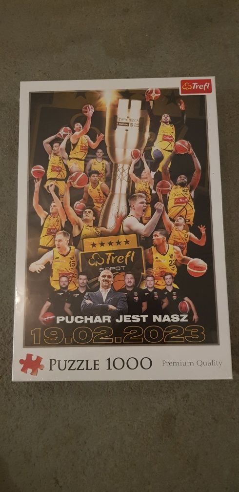 3 zestawy puzzli Trefl 1000, 1000 i 500 elementów