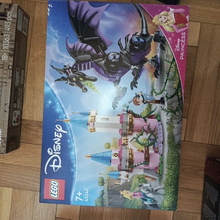 LEGO Disney 43240
